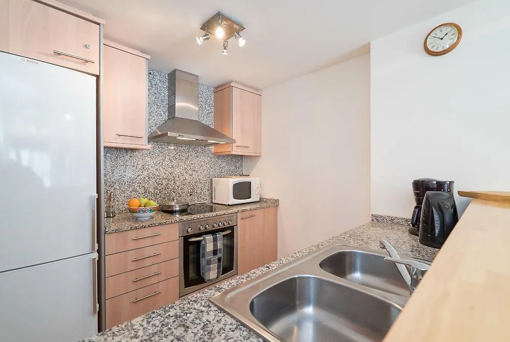 Global Immo 3171 Milleni II Apartment Roses
