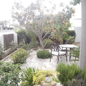 Apartment Bonito De 3 Hab. Con Jardin, Roses
